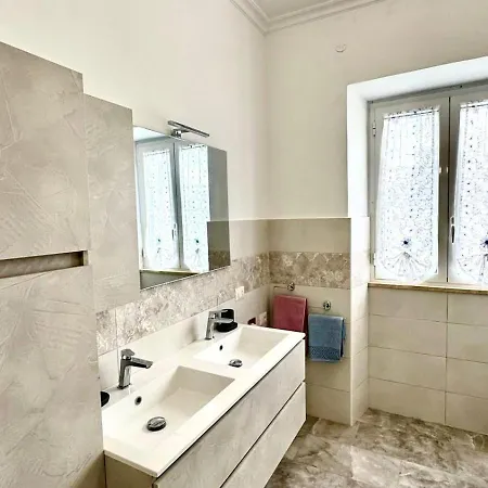 بيت ضيافة Tor Vergata Smart Living روما
